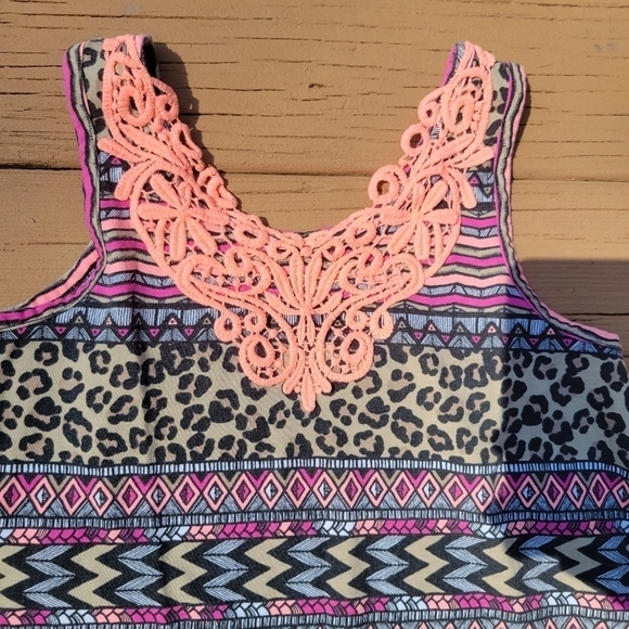 3/$15 Faded Glory Shark Bite Racerback Tanks… - Picture 11 of 14